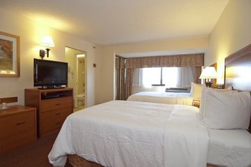 H I Express & Suites San Antonio Medical-Six Flags ภายนอก รูปภาพ